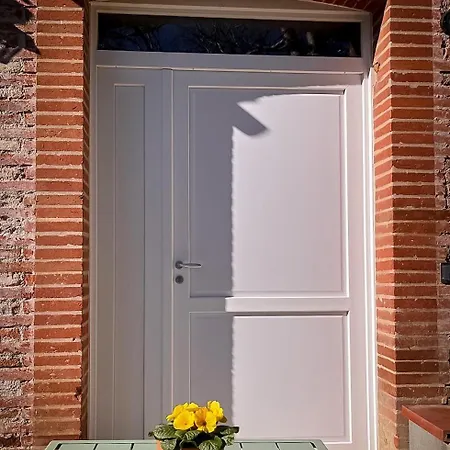 ラブホテル L'amaryllis, Romantique Jacuzzi Et Parking Cintegabelle