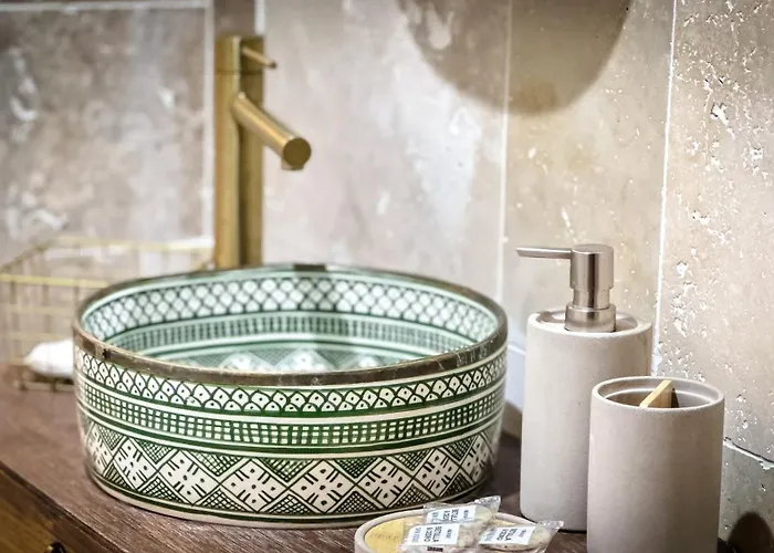 L'amaryllis, Romantique Jacuzzi Et Parking