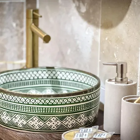L'amaryllis, Romantique Jacuzzi Et Parking